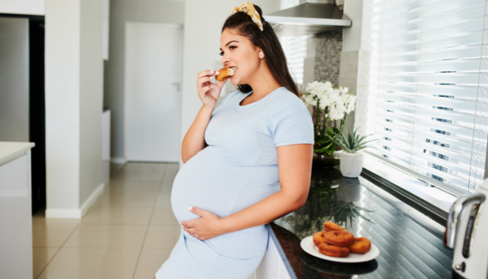 O que grávida não pode comer?